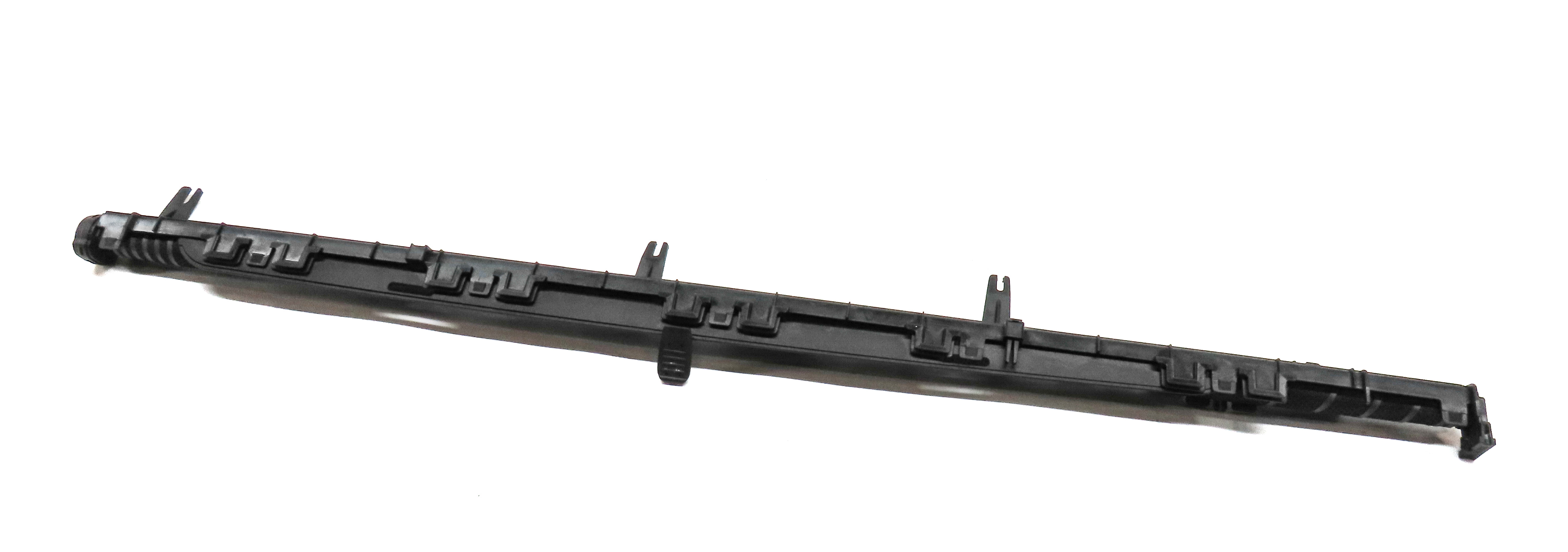 2007-2013 BMW X5 (E70) RIGHT REAR RETRACTABLE WINDOW SUN SCREEN PRIVACY SHADE — exact item pictured